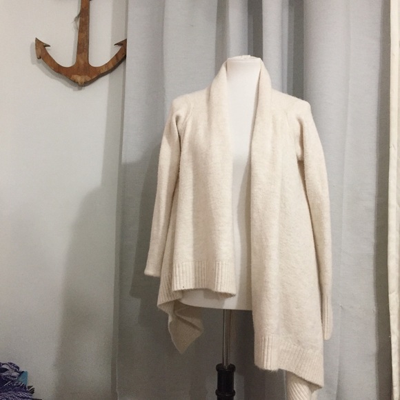 Zara Tops - Zara knit asymmetrical cream cardigan small